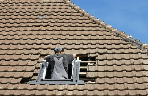 Pose de velux - Pieusse